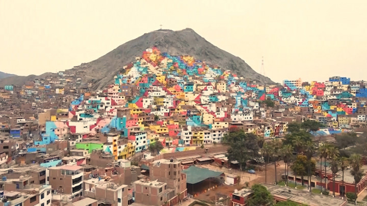 Buat Mural Raksasa, Seniman Ingin Beri Wajah Baru di Wilayah Paling Berbahaya di Lima