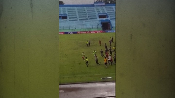 Dianggap Tak Adil, Wasit Liga 3 Dikejar Pemain dan Official NZR Sumbersari