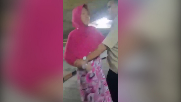 Diduga Depresi, Ibu Rumah Tangga Mencoba Lompat dari Lantai 4 Pusat Perbelanjaan