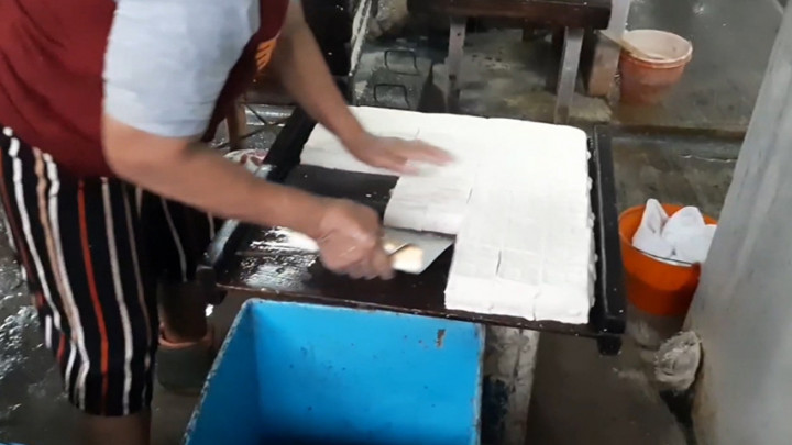 Perajin Tahun di Gresik Naikkan Harga Jual hingga Rp11.500/kg