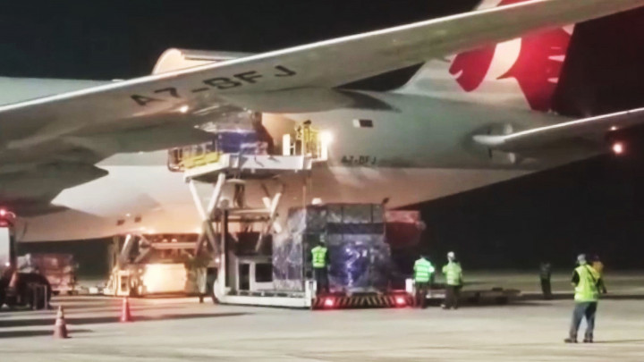 Logistik Pembalap MotoGP Mandalika Mulai Tiba di Indonesia