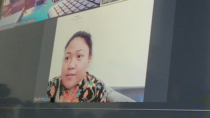 Kasus Penipuan CPNS, Putri Nia Daniaty Dituntut 3,5 Tahun Penjara