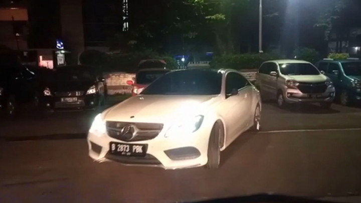 Kasus Mobil Mewah Halangi Ambulans Viral, Polisi Mengaku Belum Terima Laporan