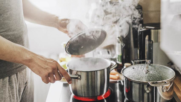 Mengukus Jadi Pilihan Sehat Ditengah Kelangkaan Minyak Goreng