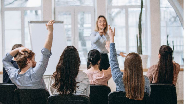 Cara Jitu Tingkatkan Kemampuan Public Speaking Bagi Mahasiswa