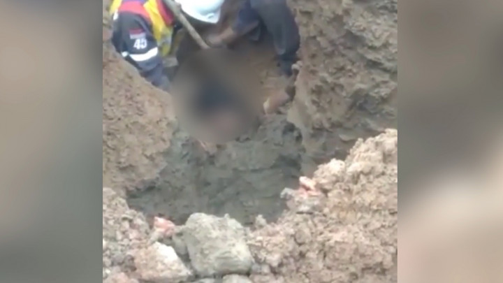 Detik-detik Penyelamatan Pekerja Proyek Tol Jagorawi-Cinere yang Tertimbun Tanah