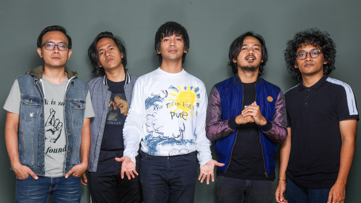 Sopir Mengantuk, Personel D'Masiv Alami Kecelakaan di Situbondo