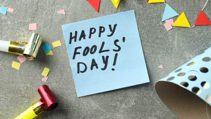 Sejarah April Mop, Tradisi Prank di Seluruh Dunia