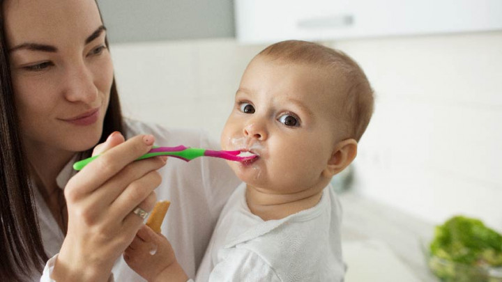Moms! Ini Panduan Pemberian Yoghurt untuk Anak