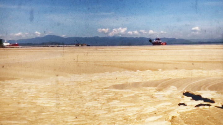 Diduga Tercemar Limbah, Perairan Teluk Bima NTB Berwarna Cokelat