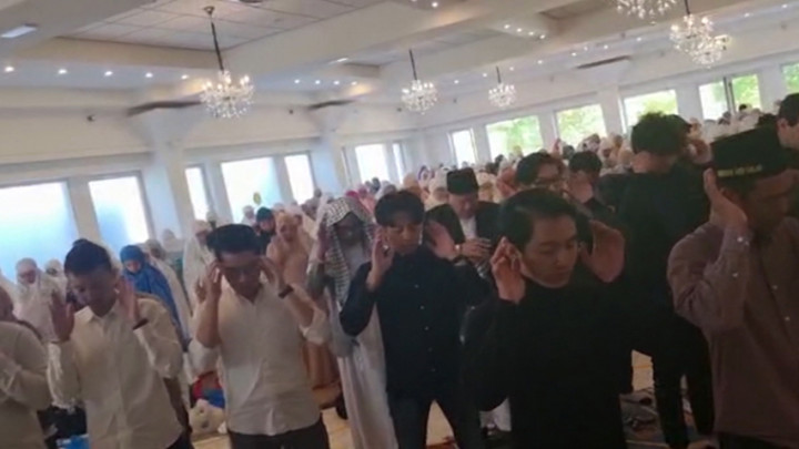 Rindu Ibadah Bersama-sama, Jemaah Salat Id di Amsterdam Sampai Harus Dibagi Dua Sif