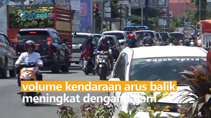Lintas Barat Sulawesi Barat Padat Arus Balik Pemudik