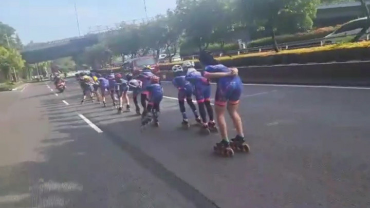 Dinilai Berbahaya, Wagub DKI Larang Pengguna Sepatu Roda Melintas di Jalan Raya