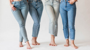 5 Tips Merawat Jeans Denim Agar Tidak Pudar dan Tahan Lama