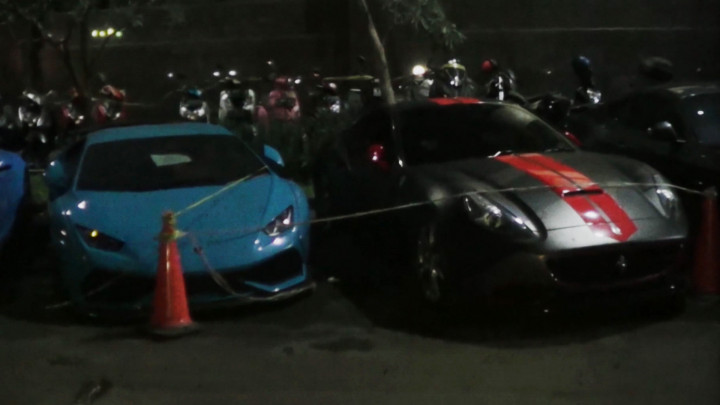 Bareskrim Kembali Menyita Mobil Mewah Indra Kenz