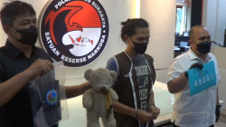 Polrestabes Surabaya Berhasil Tangkap Pengedar Sabu dalam Boneka