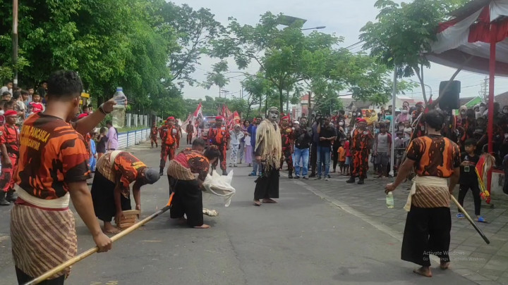 Peringati Hari Lahir Pancasila, Ribuan Pemuda di Karanganyar Gelar Pawai Kebudayaan