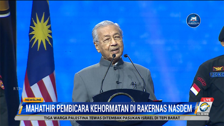 Mahathir Menilai Kepemimpinan Jokowi Berada di Landasan yang Sewajarnya
