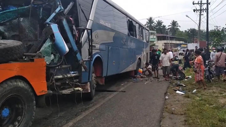Kronologi Kecelakaan Maut Dua Bus di Jalan Lintas Sumatera