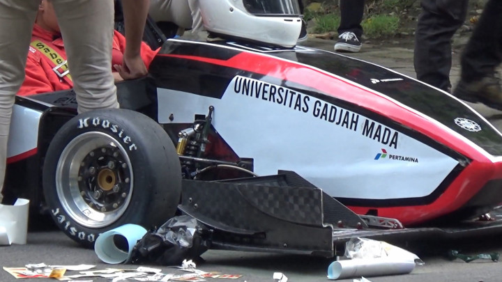 UGM Kembali Terjunkan Mobil Balap Formula untuk Berlaga di Belanda