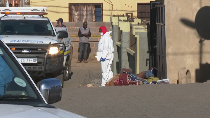 Penembakan Massal di Afrika Selatan, 15 Orang Tewas