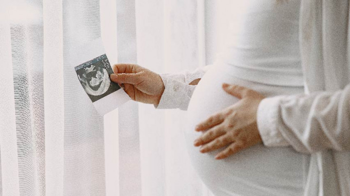 7 Makanan yang Perlu Dihindari Ibu Hamil