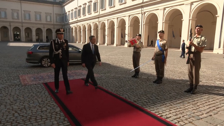 PM Italia Mario Draghi Mengundurkan Diri