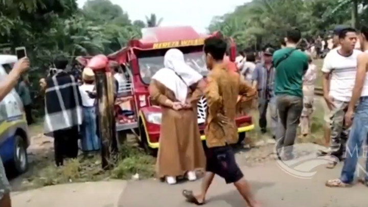 Kronologi Odong-odong Tertabrak Kereta Api yang Menewaskan 9 Orang