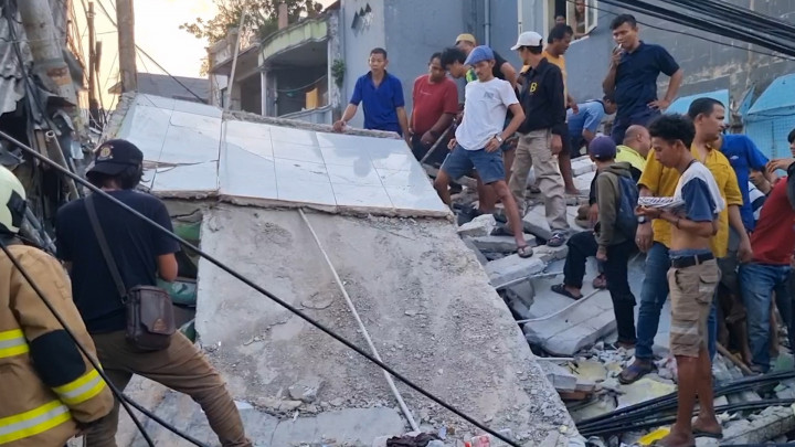 Bangunan di Johar Baru Ambruk, 1 Orang Tewas dan 2 Orang Luka-luka