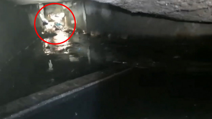 Detik-detik Evakuasi Seorang Pria yang Terjebak di Gorong-gorong Selama 6 Jam