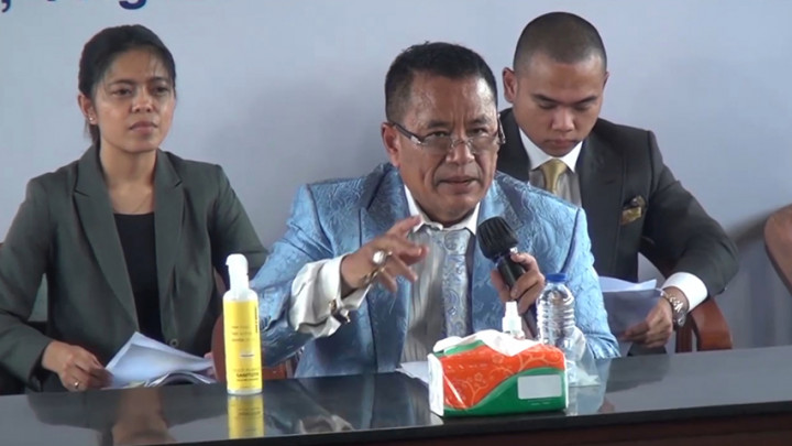 Hotman Paris: Beras Pengganti Sudah Dikirim Pakai Uang JNE