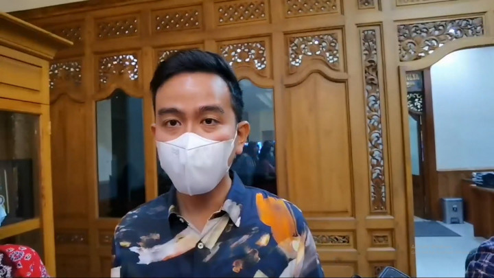 Gibran Marah Oknum Paspampres Pukul Sopir Truk