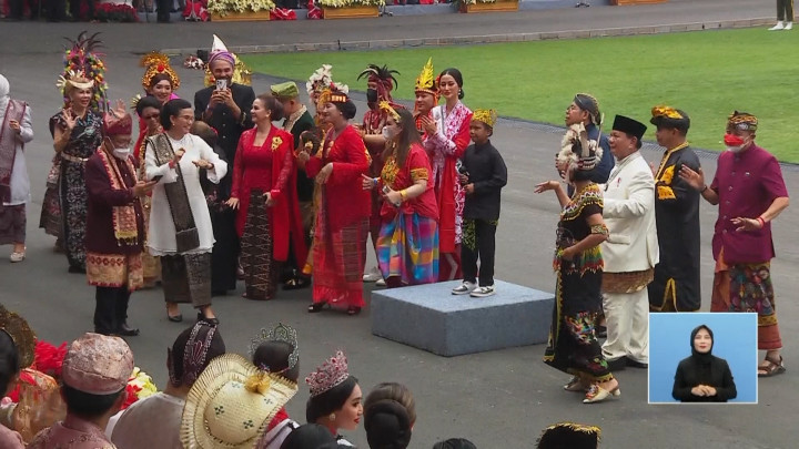 Momen Farel Prayoga 'Goyang' Bersama Para Menteri di Istana