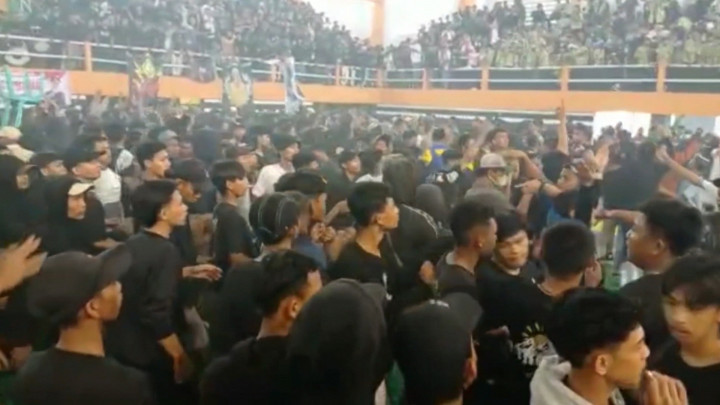 Pertandingan Voli Antar Pelajar SMA di Jombang Berujung Ricuh