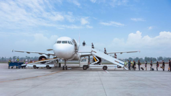 Takut Naik Pesawat? Begini Cara Mengatasinya