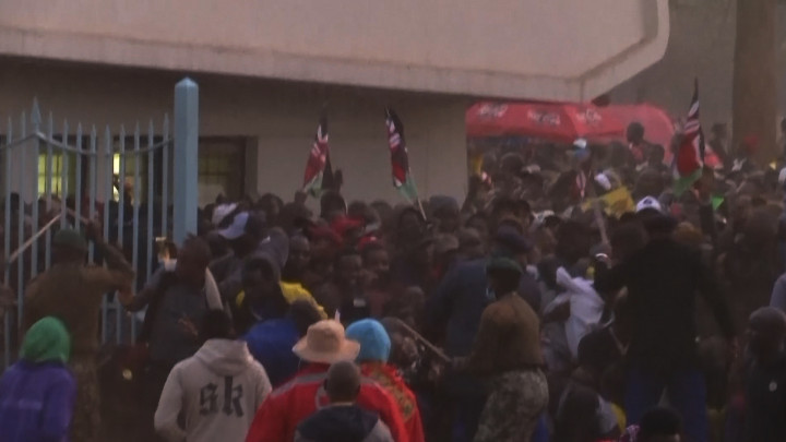 Pelantikan Presiden di Kenya Berujung Ricuh, 60 Orang Terluka