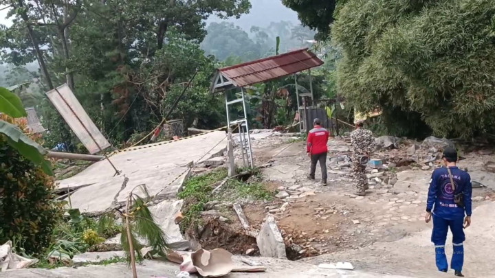 Pemkab Bogor Tetapkan Status Tanggap Darurat Bencana Pergeseran Tanah di Bojong Koneng