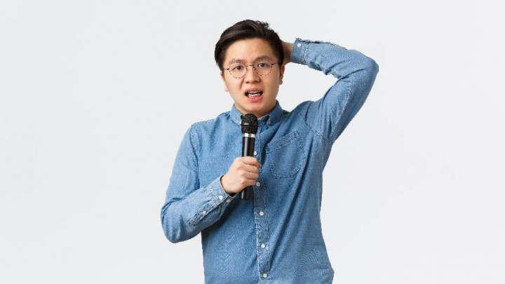 Sering Gugup saat Bicara di Depan Umum? Simak Tips Ampuh Agar Lebih Percaya Diri