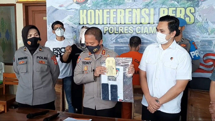 Putus Cinta, Seorang ASN Nekat Sebar Video Syur Dengan Selingkuhan