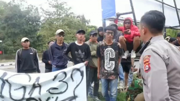 Suporter Persic Cilegon Dihalau Masuk Stadion