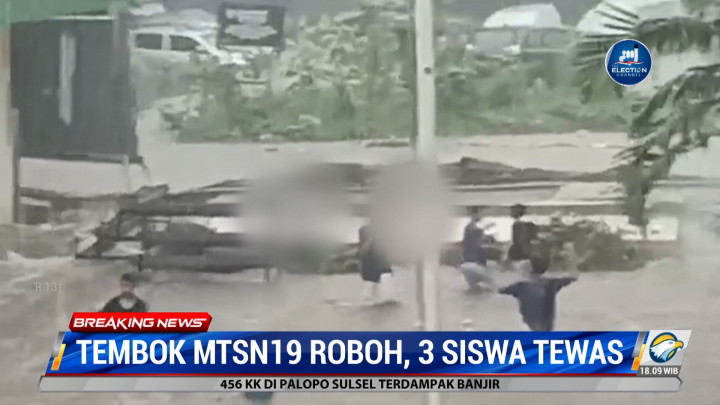 Detik-detik Tembok Bangunan di MTSN19 Roboh Timpa Siswa, 3 Orang Tewas