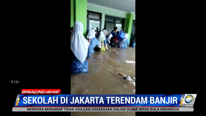 Banjir Merendam MTsN 19 Cilandak Jakarta