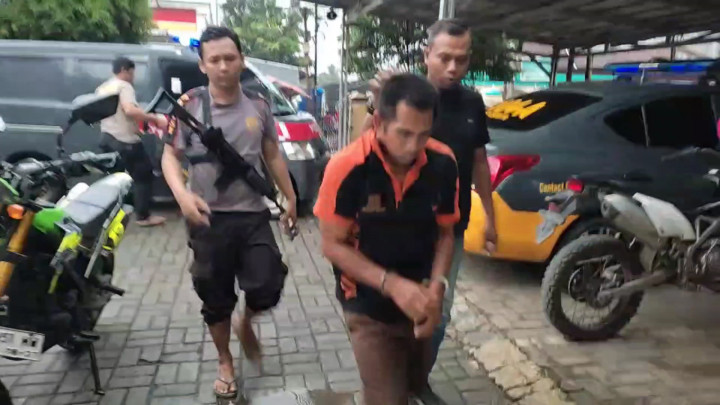 Gagal Melakukan Aksinya, Maling Motor Diamuk Warga!