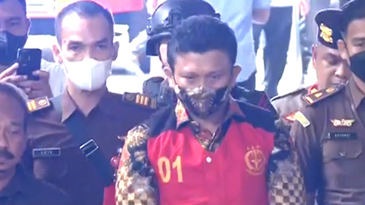 Sidang Perdana, Begini Tampang Ferdy Sambo Setibanya di PN Jaksel