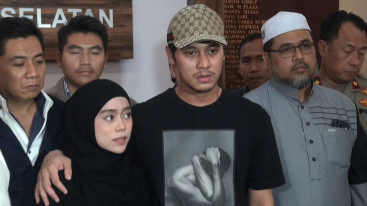 Lesti Kejora Cabut Laporan, Polisi Hentikan Kasus KDRT Rizky Billar