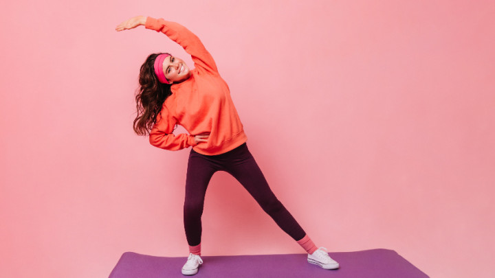 Pilihan Olahraga Tepat di Musim Hujan, Senam Aerobik hingga Yoga