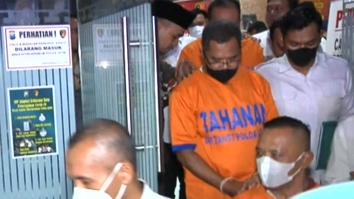 Usai Diperiksa Selama 9 Jam, 6 Tersangka Tragedi Kanjuruhan Resmi Ditahan