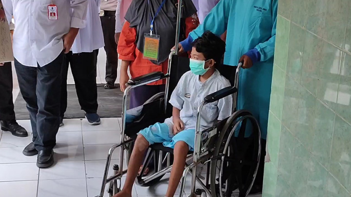 Aremania Cilik Korban Tragedi Kanjuruhan Akhirnya Pulang Setelah Dirawat Selama 3 Pekan