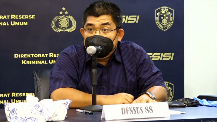 Wanita Bersenjata Penerobos Istana Merdeka Diduga Terhubung Jaringan HTI dan NII