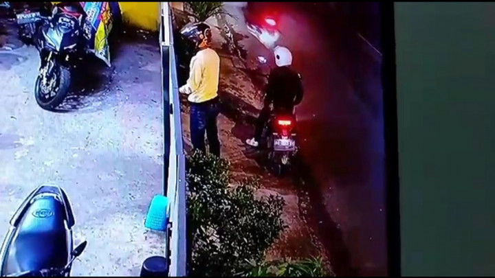 Terekam CCTV! Aksi Pencurian Motor di Sebuah Rumah Kos